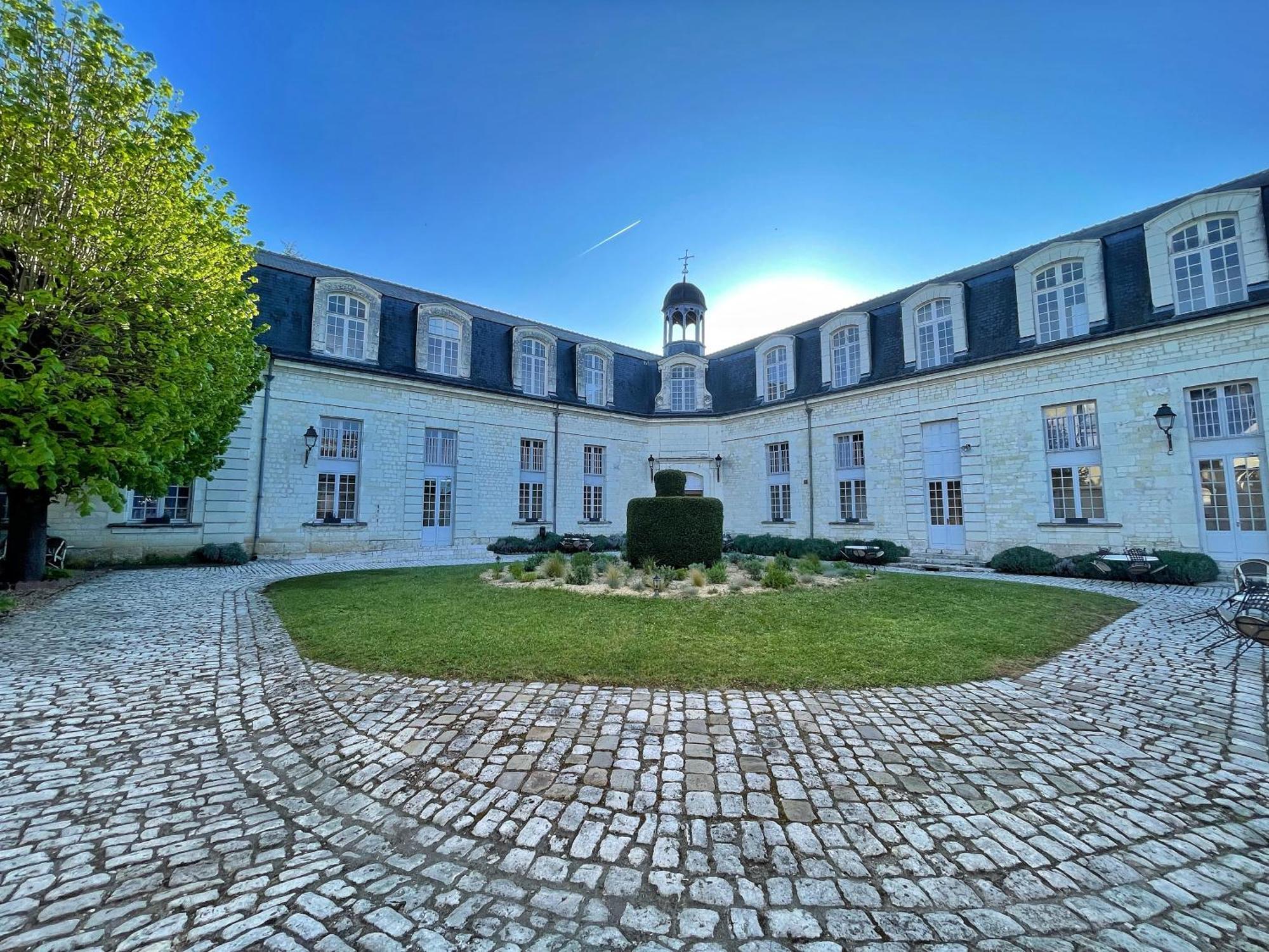 סנט-איגנן Hotel Beauvilliers מראה חיצוני תמונה